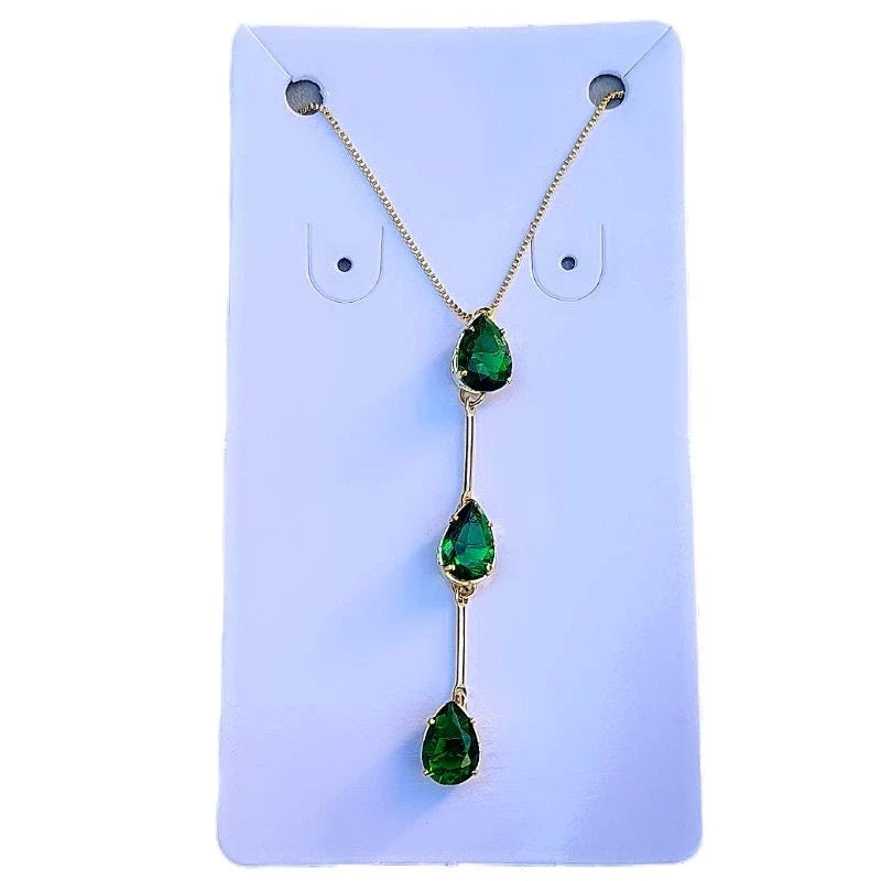 Colar gravatinha gota de zircônia