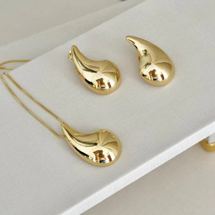 Conjunto Gota Metal Curvado