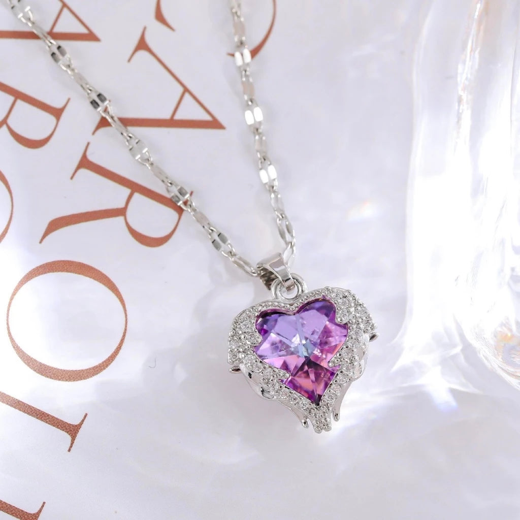 Colar Coração de Dragão -  ÚLTIMAS UNIDADES!!! 40% DE DESCONTO.